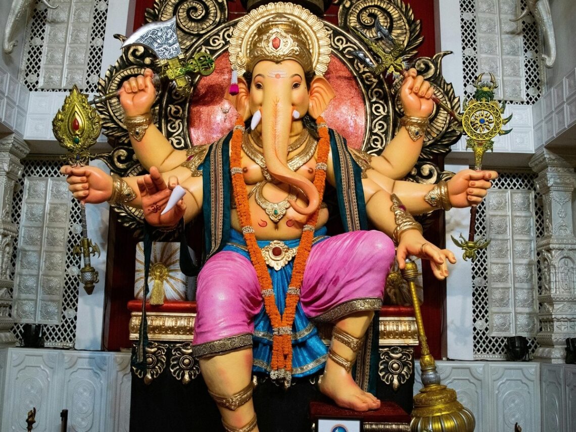 ganesh utsav 2024 do ganesh chalisa path during ganesh mahotsav to get wisdom and knowledge3