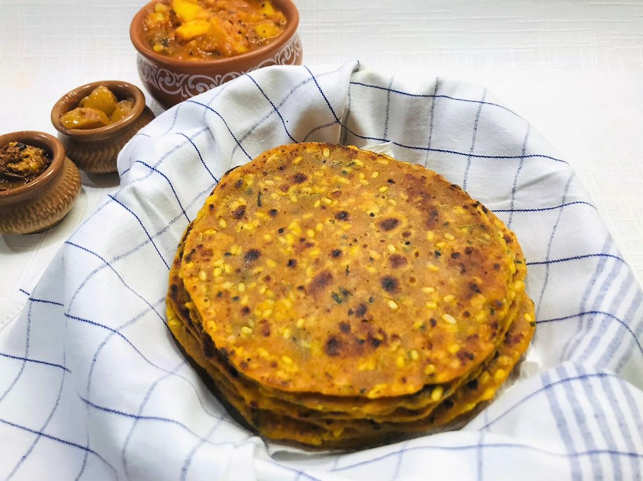 healthy parathas to make for breakfast q324