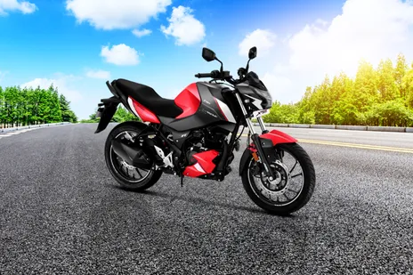 hero xtreme 160r 2v 2024 edition costs rs 10k less than before check details1