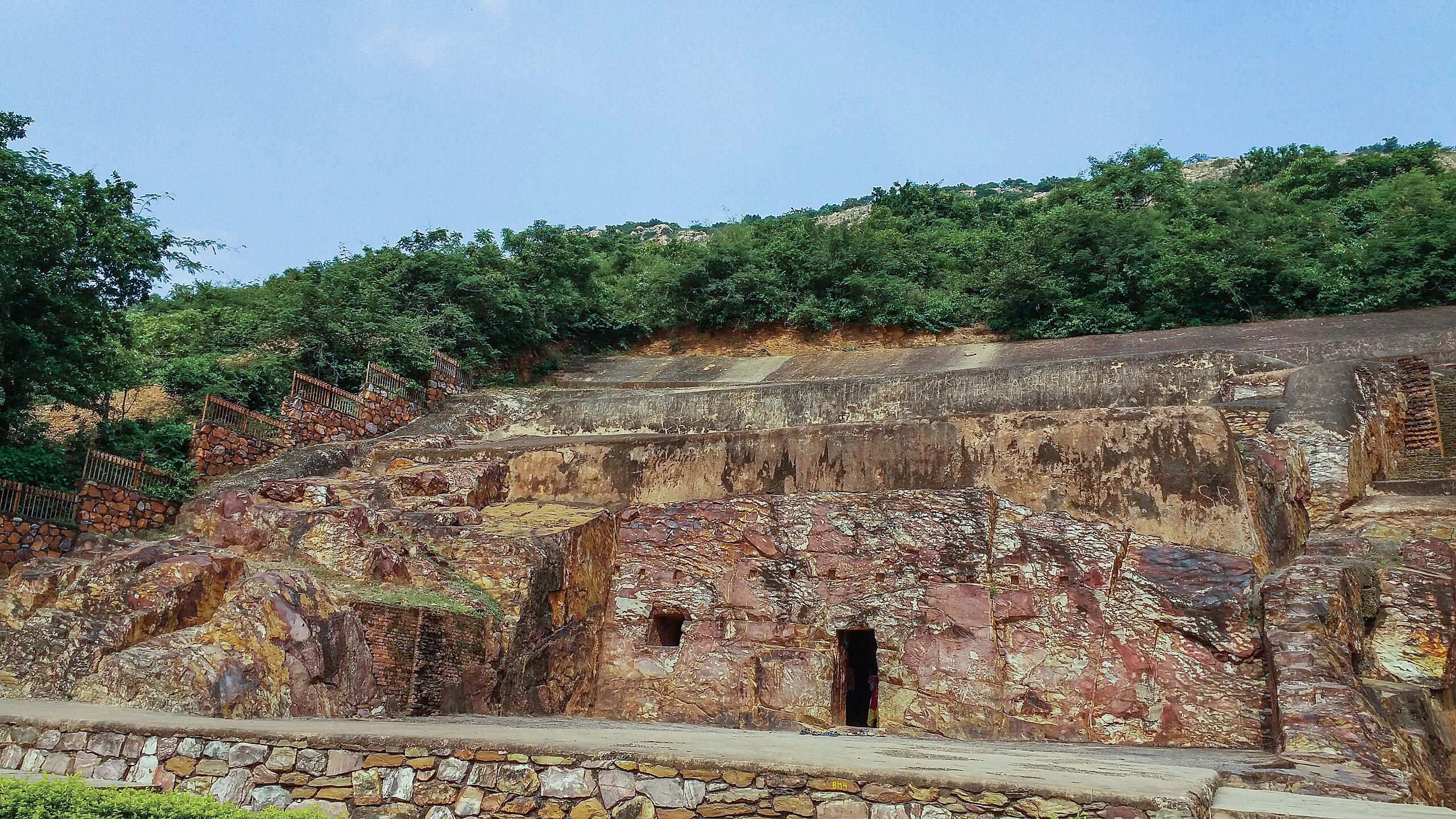 history 18 rajgir destroyed by excavation of son bhandar story of mystery hidden in bihar this cave room1