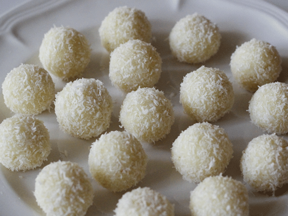 navratri 2024 popular easy and tasty vrat recipes know how to cook step by step coconut laddoo recipe vrat mein nariyal ke laddoo kaise banae tlift345