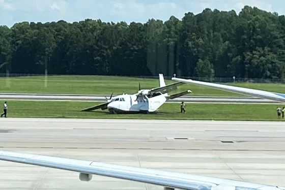 plane accident while landing at north carolina airport many killed334