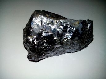 black diamond protects the skin from getting sick due to air pollution read where it came from what are its benefits wr4