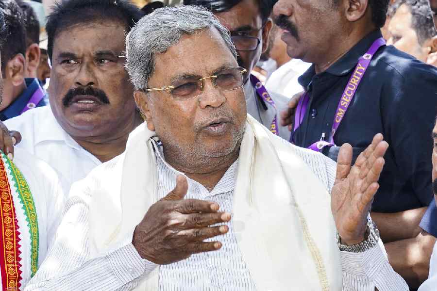 cm siddaramaiah questions ed probe of money laundering in muda scam