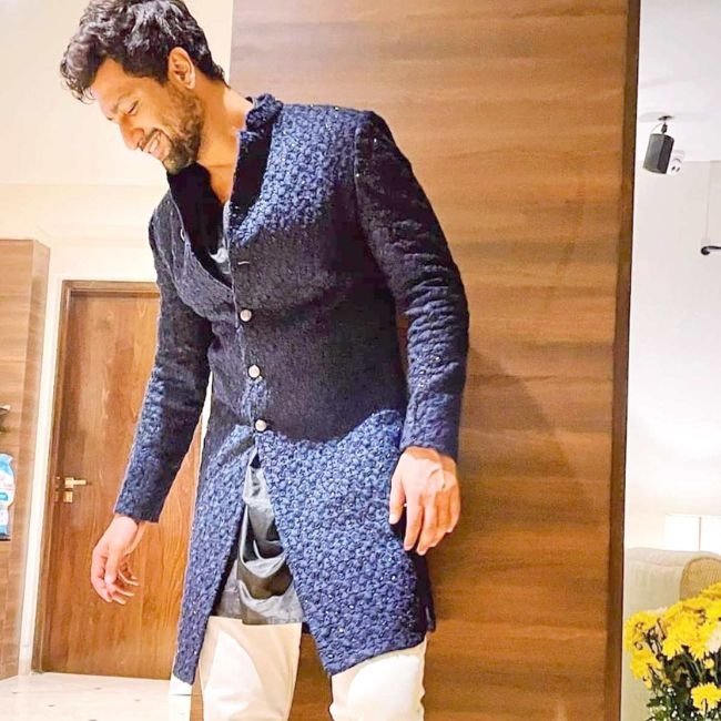 diwali 2024 outfits for men look so dashing with perfect outfits on diwali festival check details1