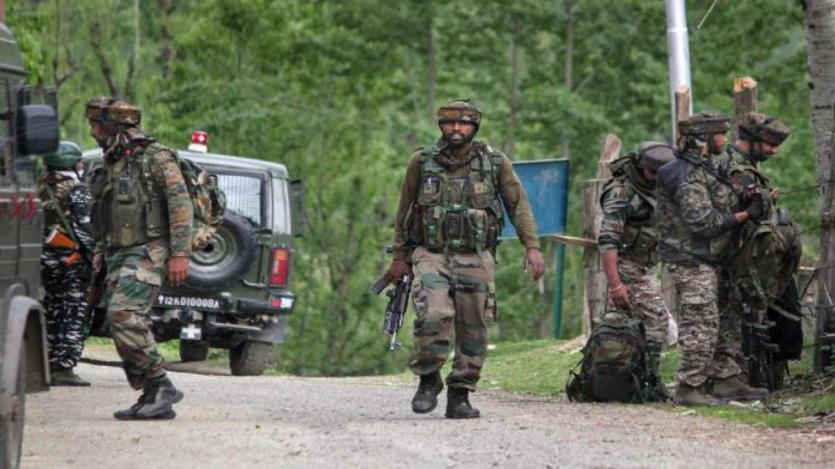 encounter in baramulla and uri jammu kashmir army search operation inflitration bidw43