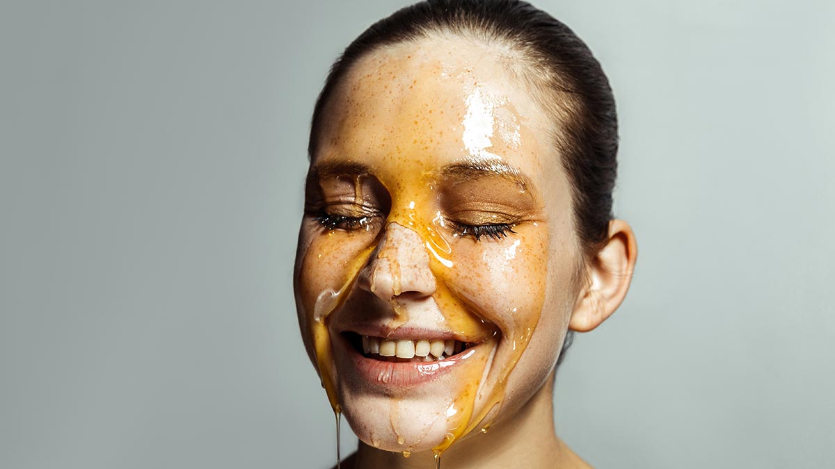 surprising benefits of honey for skin twacha ke liye sehad ke fayde 324