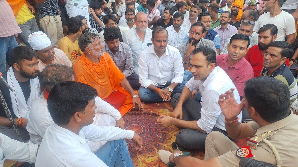 vhp calls for protest in telangana today over attacks on temples