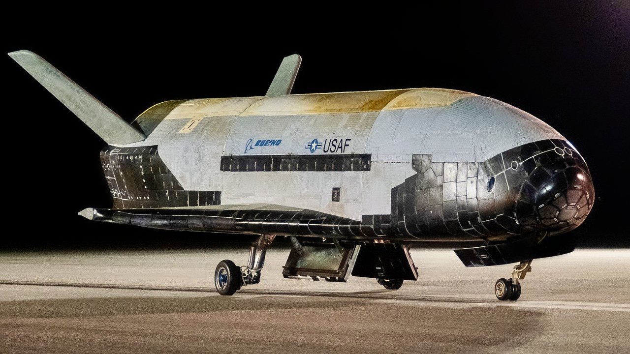 why x35b is in news what is its special manoeuvre why this space plane is so special