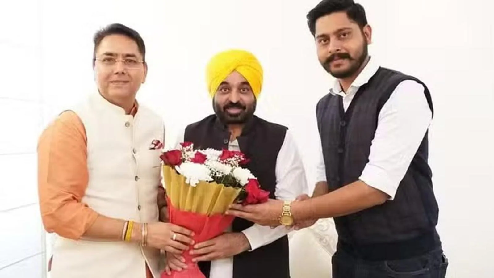 chandigarh punjab aam aadmi party new chief may become cabinet minister aman arora