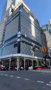 louis vuitton new york store will dazzle your eyes 19 storey building is built in shape of makeup vanity box see picstyid67yi