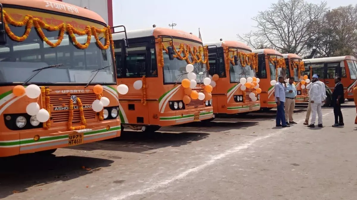 mahakumbh 2025 prayagraj transport department deployed 5000 buses for devotees1