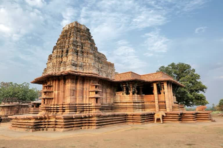 mystery of telangana ramappa temple light weight stones wrert