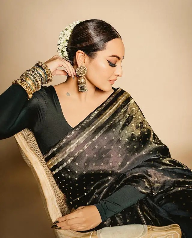 5 makeup styles for sarees1