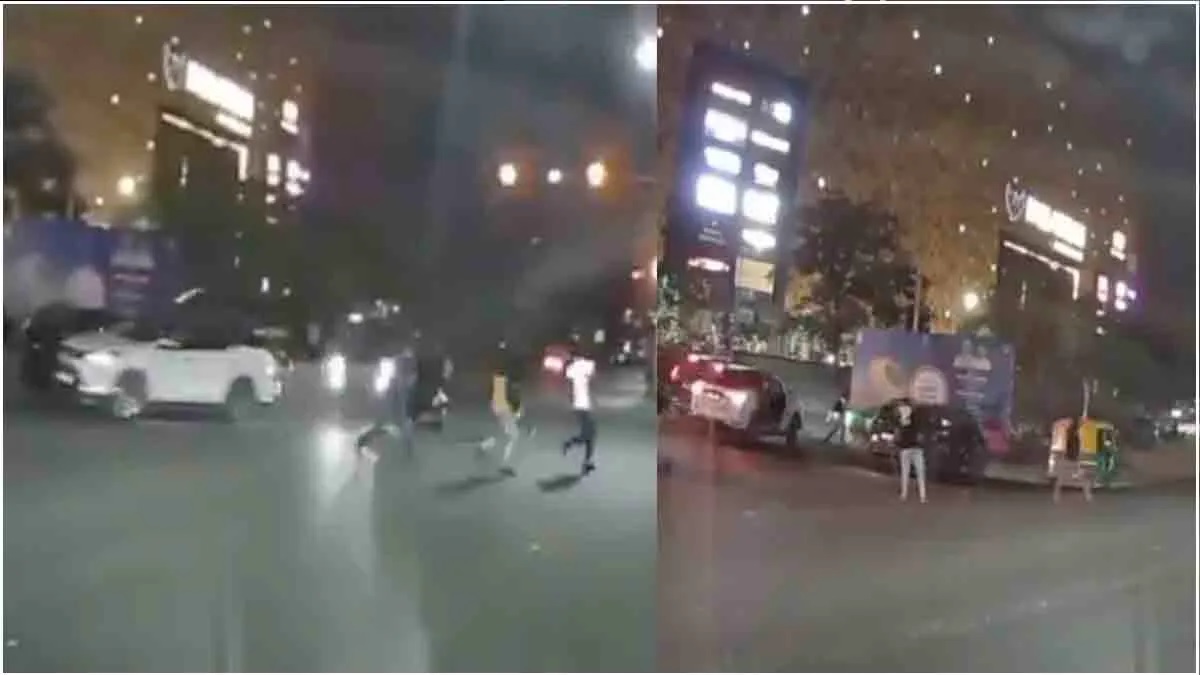 ahmedabad miscreants sword fighting on the streets video viral on social media gujarat crime news1