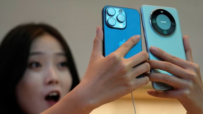 apple overtaken by vivo huawei loses its lead in china smartphone market1