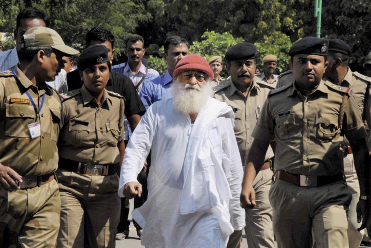 asaram bapu come out of jail joined satsang in gujarat police action2