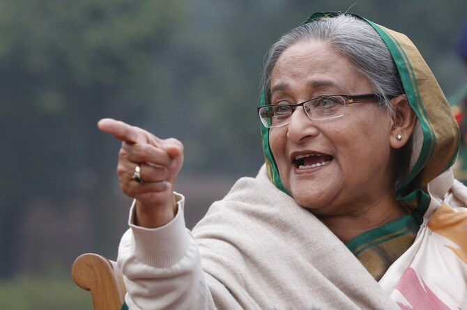 bangladesh intensify efforts to bring sheikh hasina back ict issues second arrest warrant