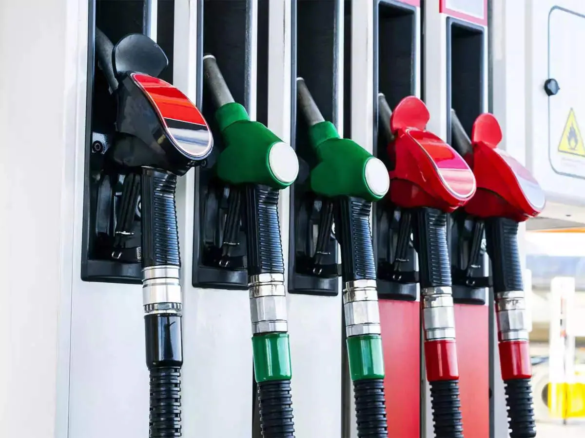 check petrol and diesel rates before leaving home crude oil crosses 76 dollarewerw