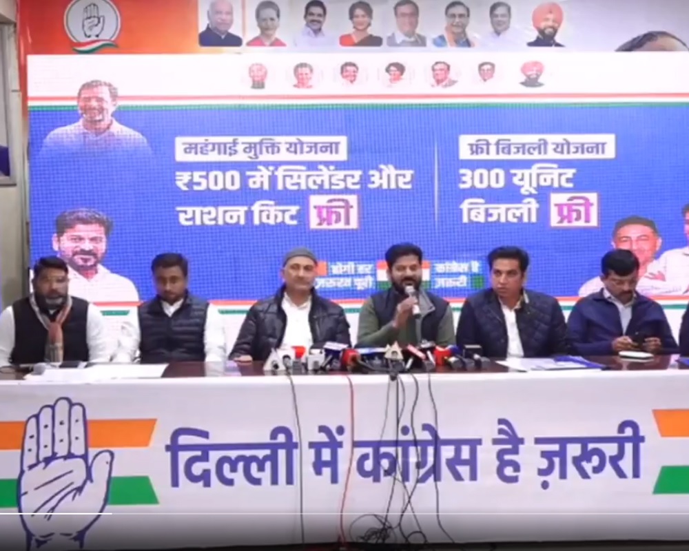 delhi congress promises rs 500 lpg cylinder free ration and electricity1