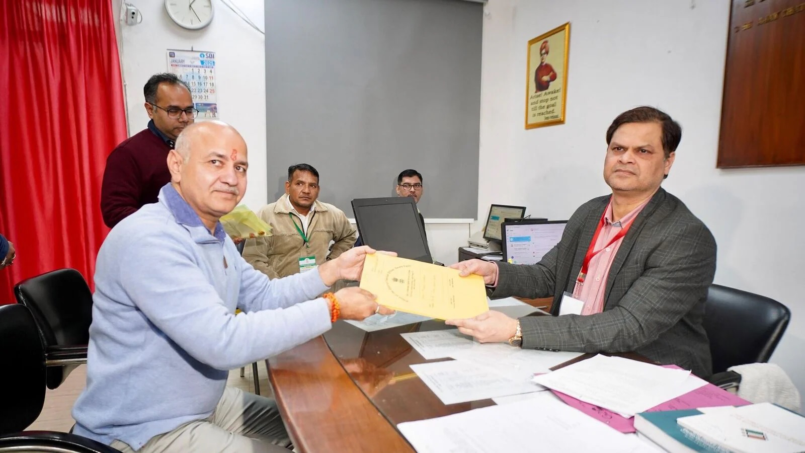 delhi election 2025 manish sisodia and his wife assets increased big disclosure from nomination affidavit1