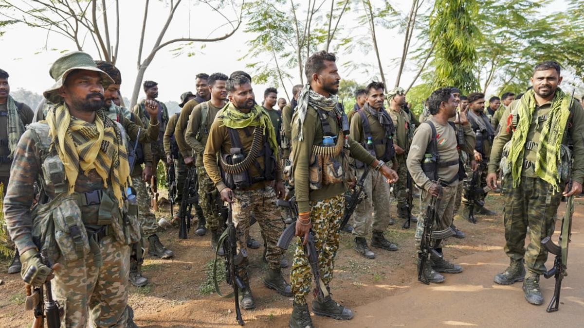 gariaband encounter update 14 naxalites killed weapons also recovered in chhattisgarh1