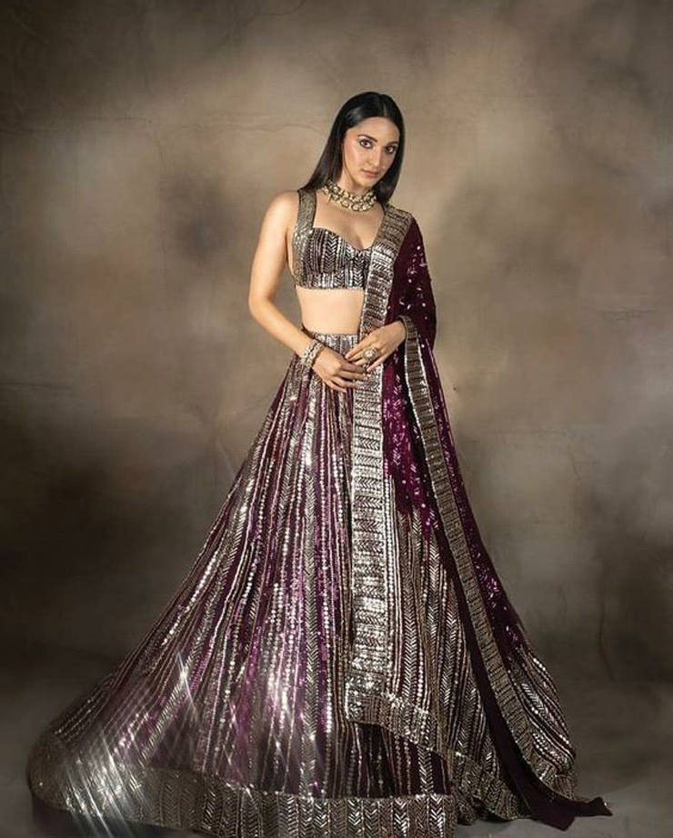 latest metallic lehenga designs for women1