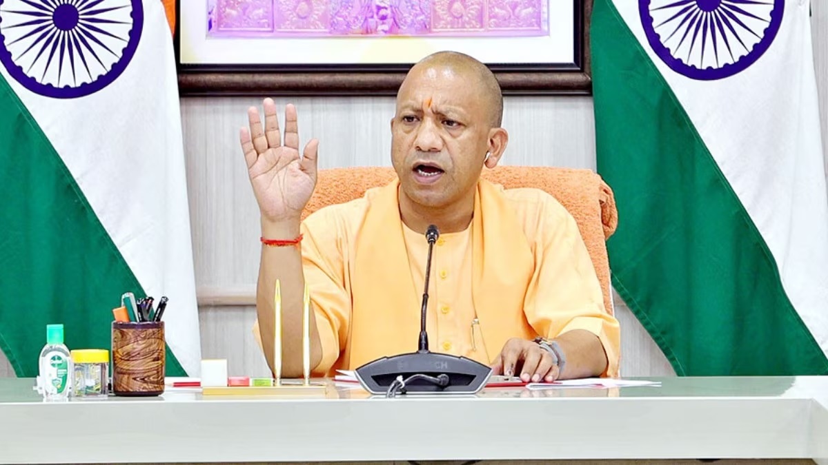 mahakumbh cm yogi changed the place of cabinet meeting for relief to common devotees called all 54 ministers2