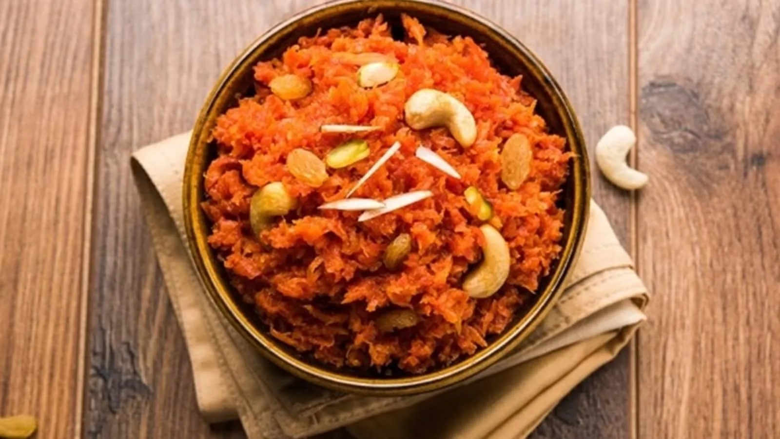 new year 2025 make gajar ka halwa with this special recipe on the first day of the new year people will not get tired of praising it2