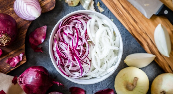 onion can be beneficial in weight loss but not everyone knows the right way to eat it3