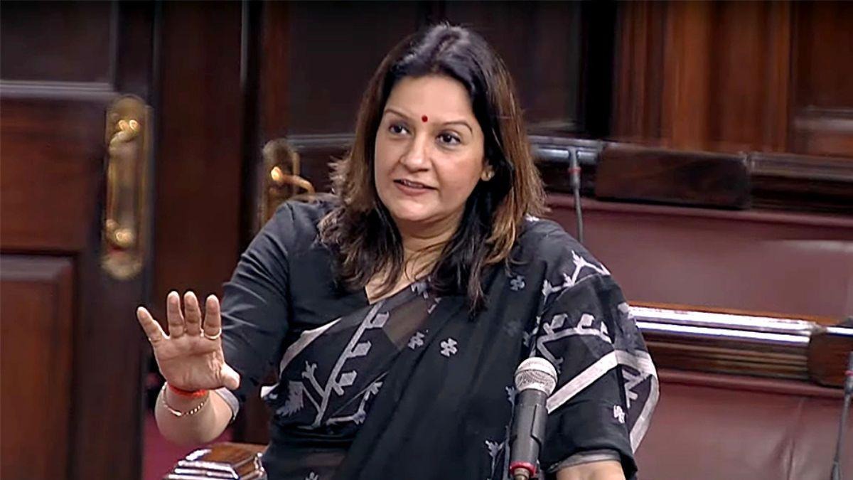 priyanka chaturvedi says arvind kejriwal will be able to solve yamuna river cleanliness issue1