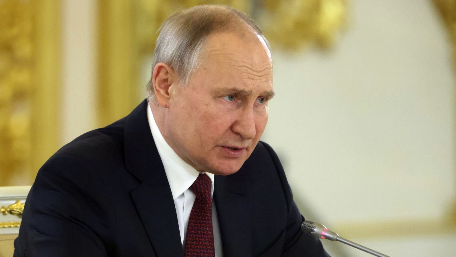 russia president valadimir putin new scheme paying women students in cash to have babies3