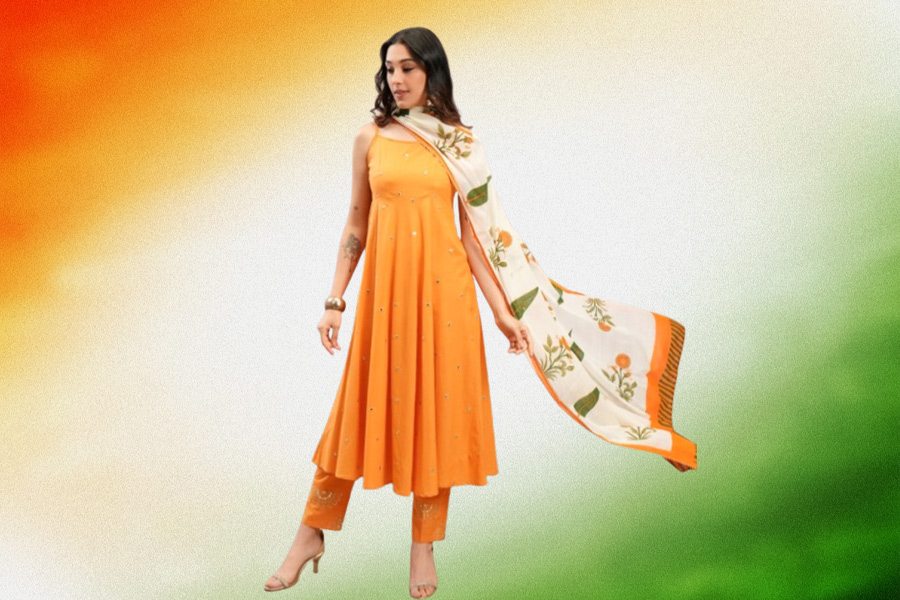 suit latest designs for stylish look on republic day 2025 1