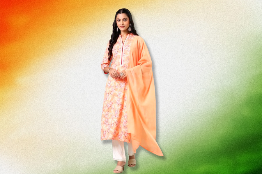 suit latest designs for stylish look on republic day 2025 3