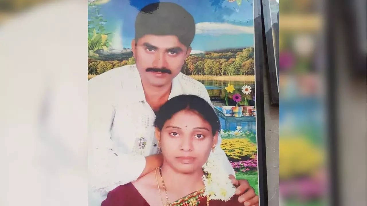 telangana man cut wife dead body into pieces then whistled in pressure cooker2