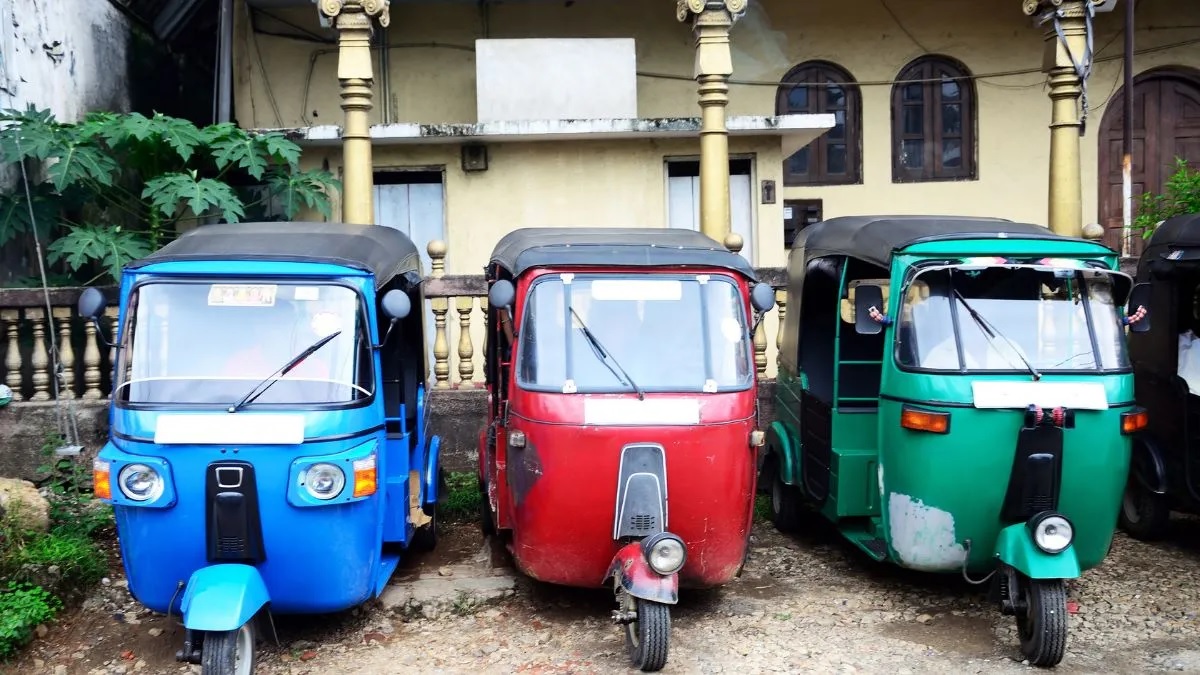 up news e rickshaw drivers will not able to charge more fare in prayagraj2