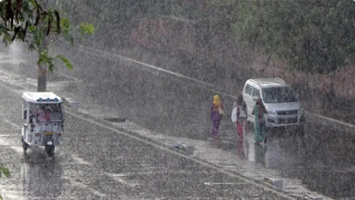 uttarakhand weather update light rain in the hilly areas and the is dry in the plains2