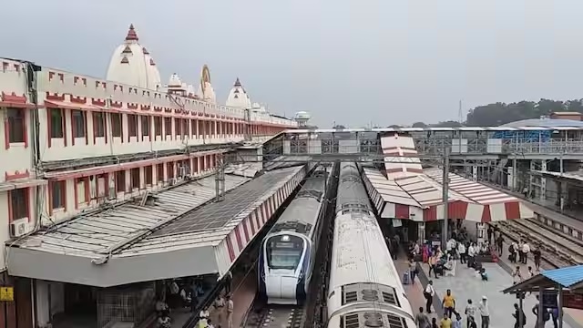 varanasi railways big preparations for non vegetarian food in during maha kumbh monitored trains2