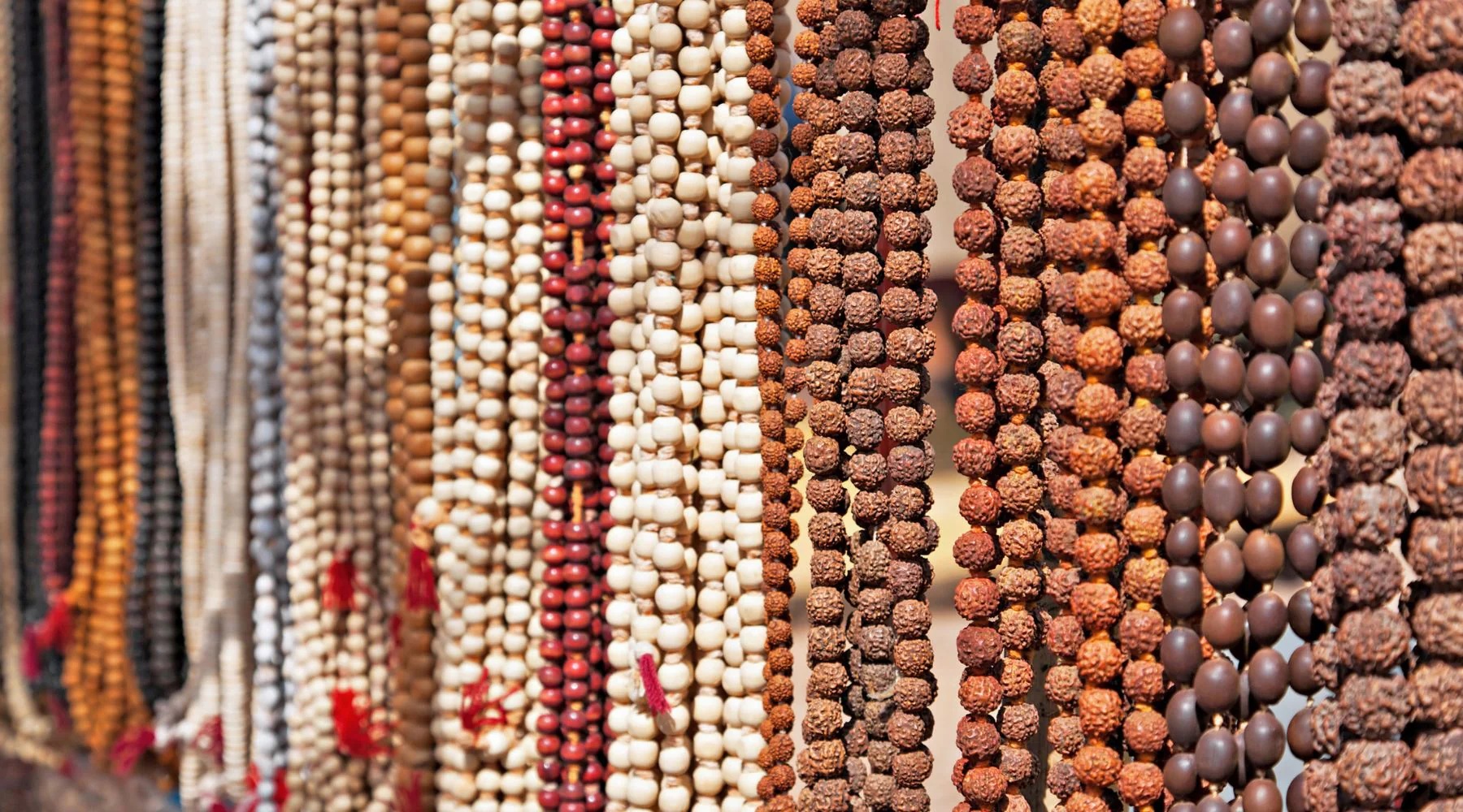 why do saints wear rudraksha mala in maha kumbh3