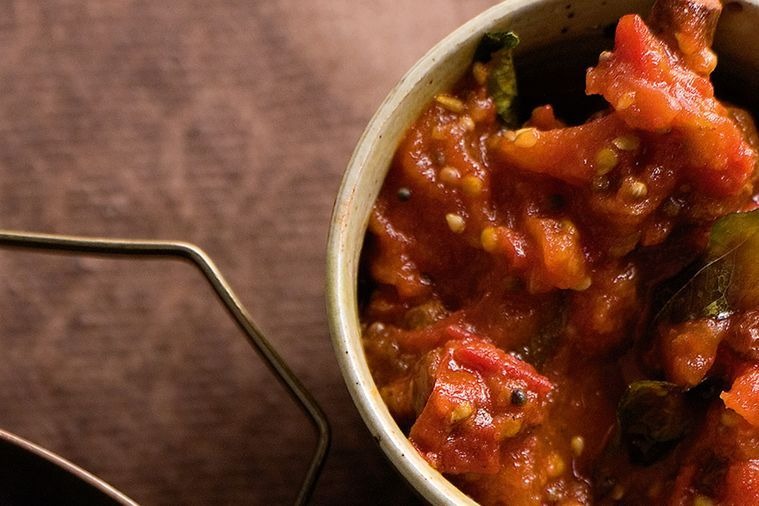 indian 3 ingredient immunity booster tomato chutney1