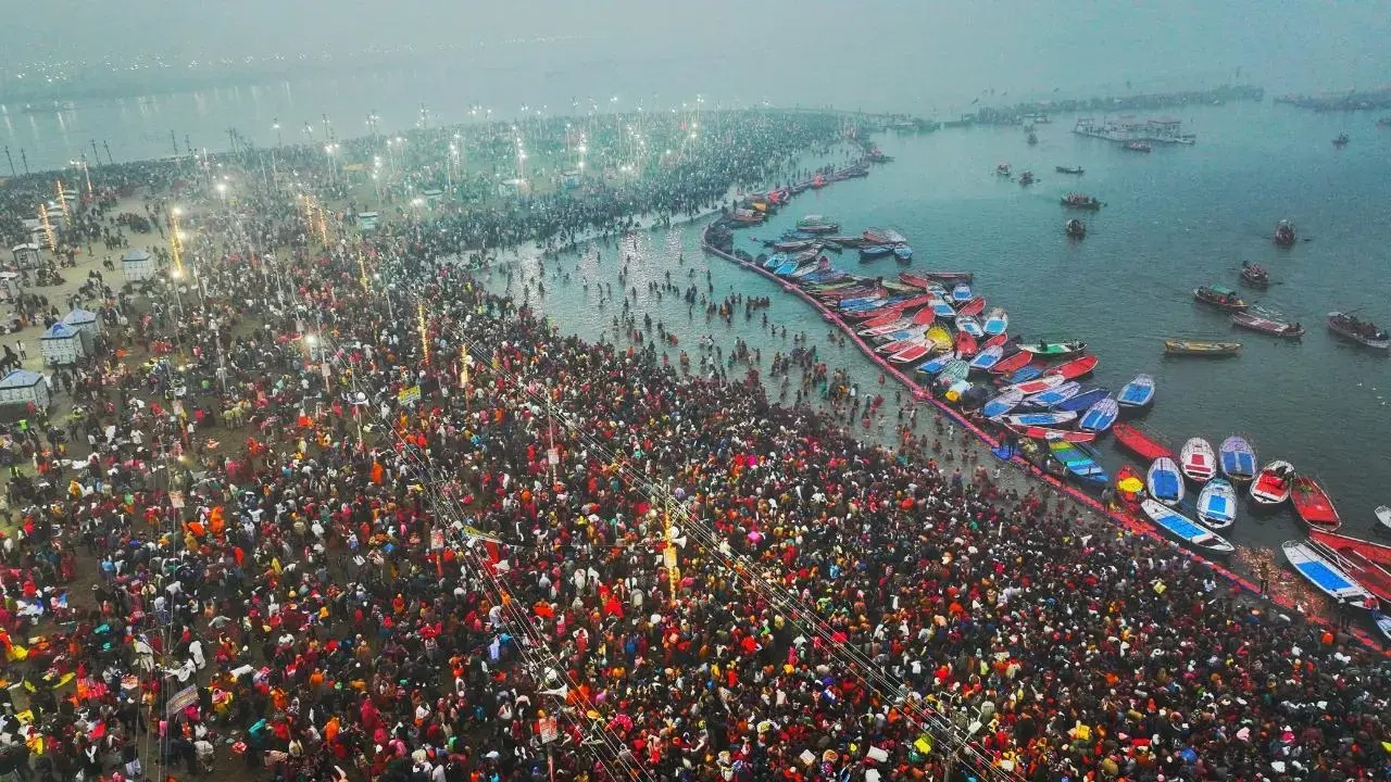 maha kumbh 2025 6 ips officers sent to prayagraj to manage traffic1