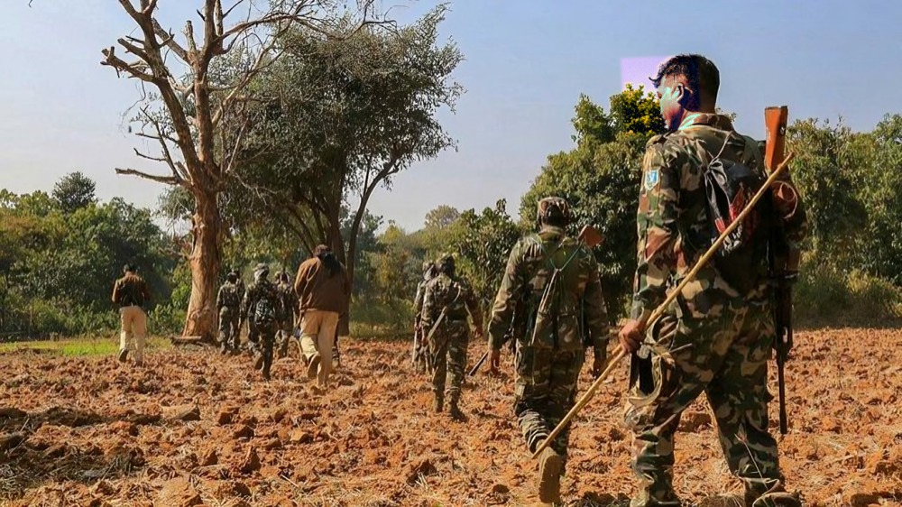 naxalites surrendered in dantewada under anti naxal operation2