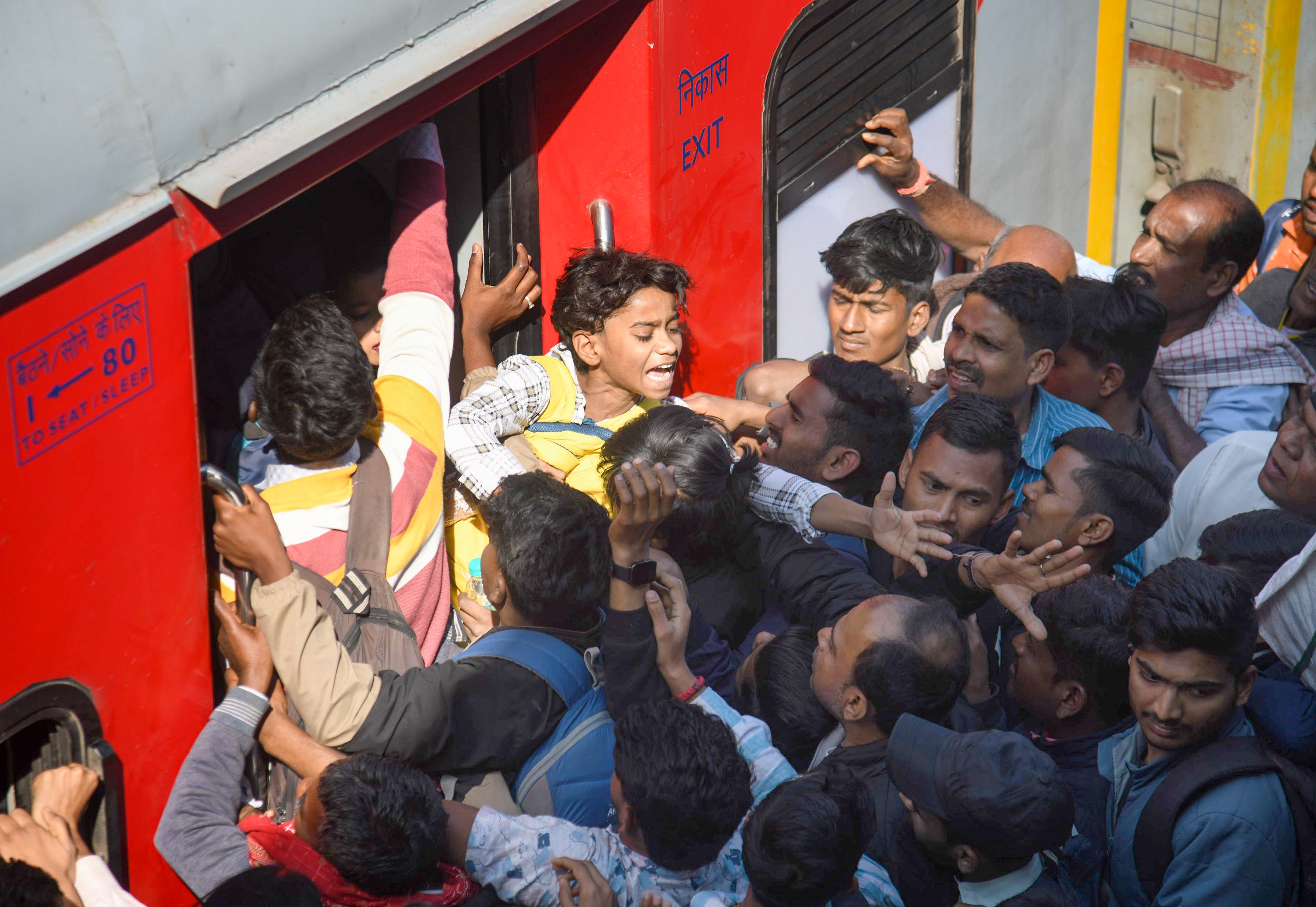 new delhi railway station stampede 18 people died most were from bihar see list1