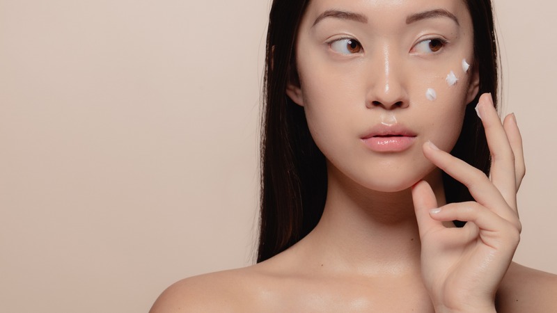 to get healthy and glowing skin note down 5 easy korean skincare tips your face will shine like mirror2