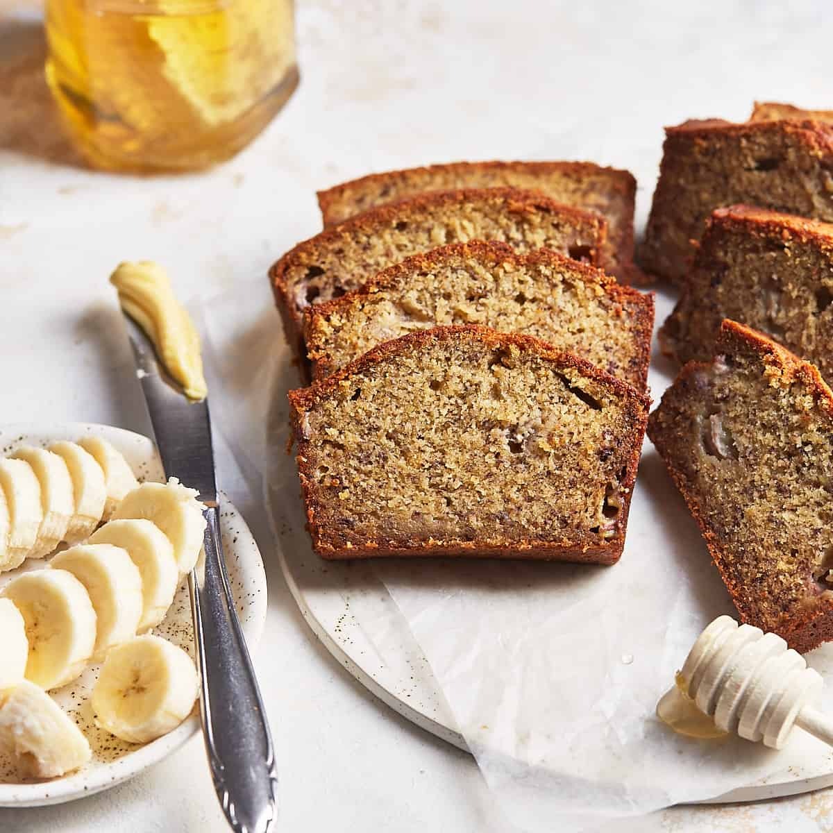 banana bread is the best option for a healthy breakfast note the easy recipe to make it