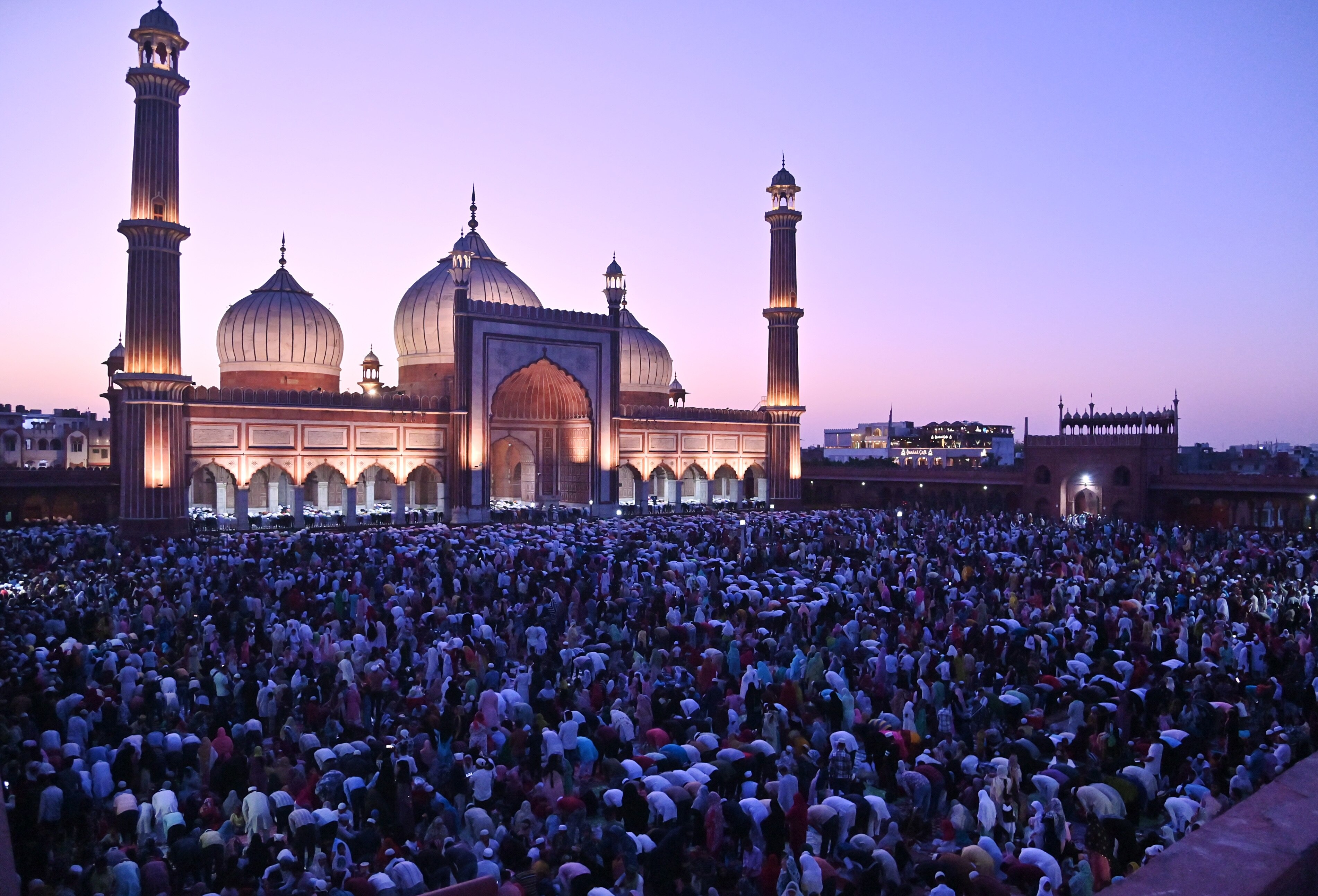 eid holidays 2025 do you know where is the longest holiday on eid iran pakistan or saudi arabia1