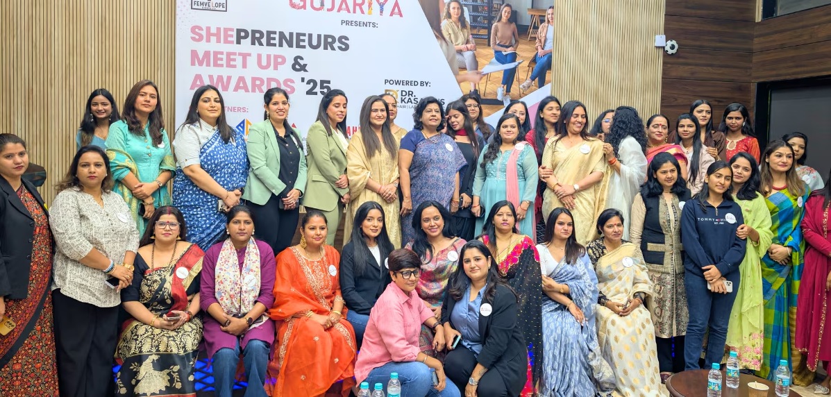 international womens day empowered gujariya organize meet up program and award function for working womens in delhi1