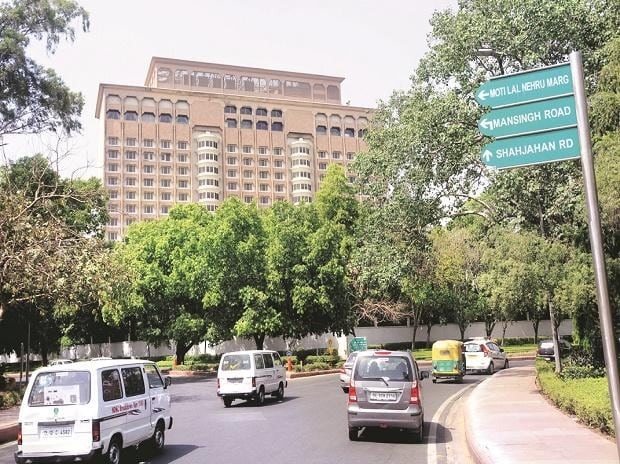 lutyens delhi ndmc launches road maintenance plan till 13 march deadline