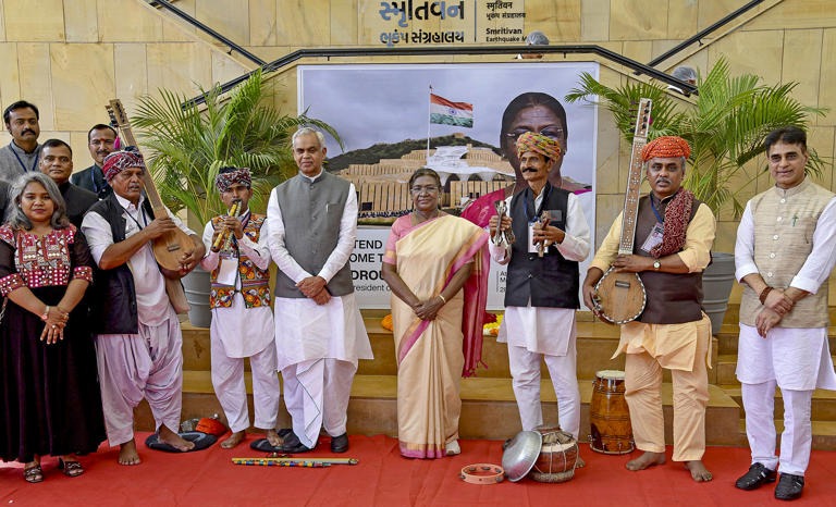 president murmu visited the smriti van museum of bhuj the white rann of dhordo1