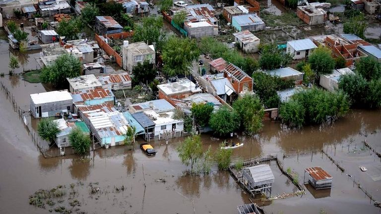 rain caused havoc in argentina 16 people died houses and hospitals drowned1